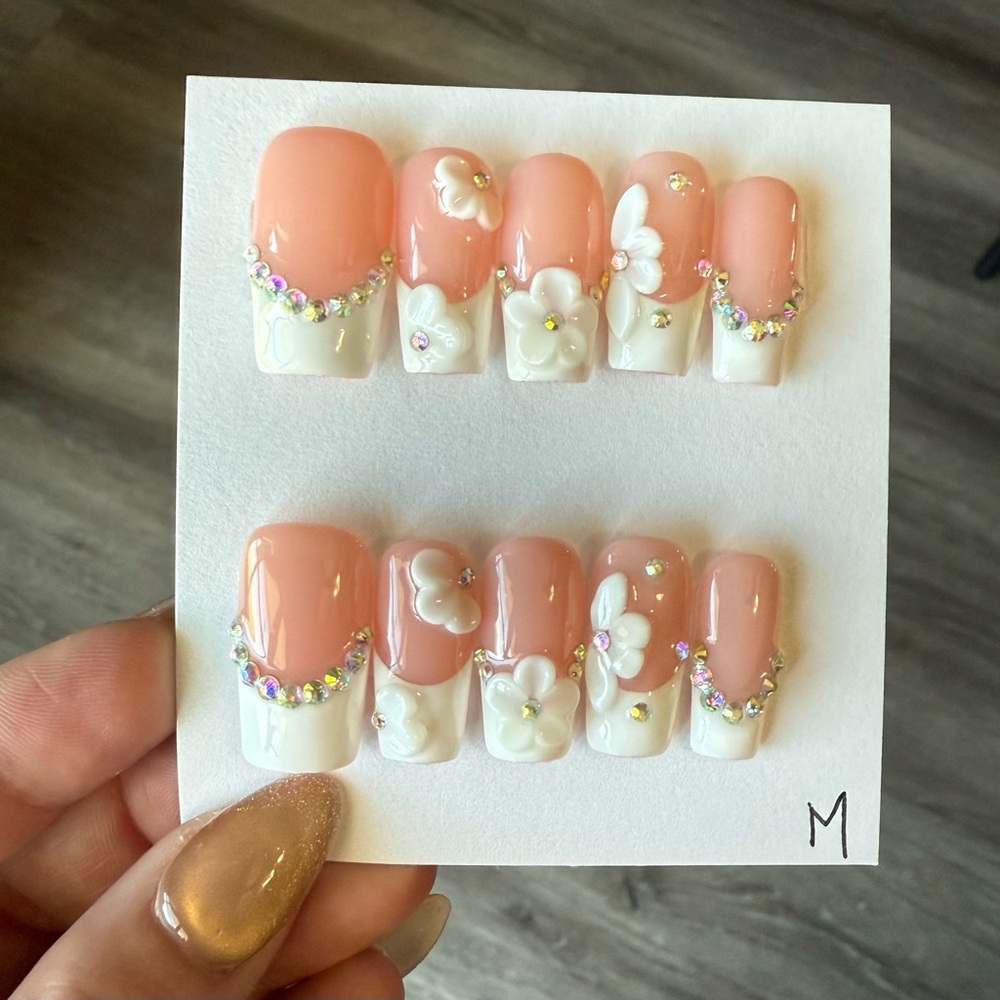 Nude and White Rhinestone Nail Set - Picture 4 of 4